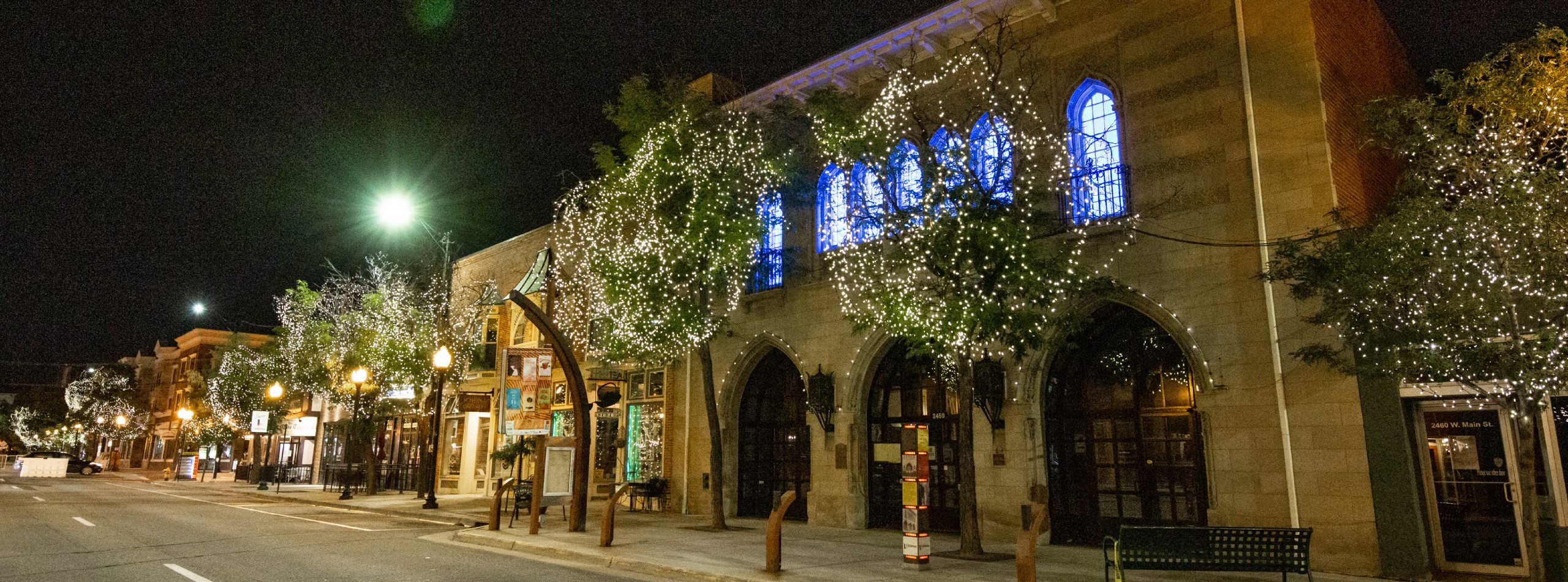 Town Hall Arts Center